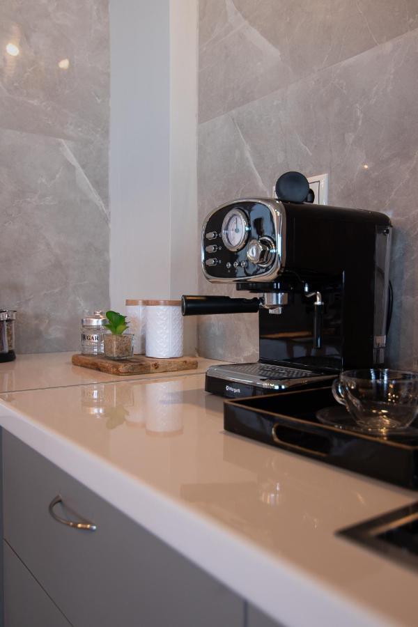 Georgianna'S Suite With Private Pool , 'Greysuite' Kómbi Kültér fotó