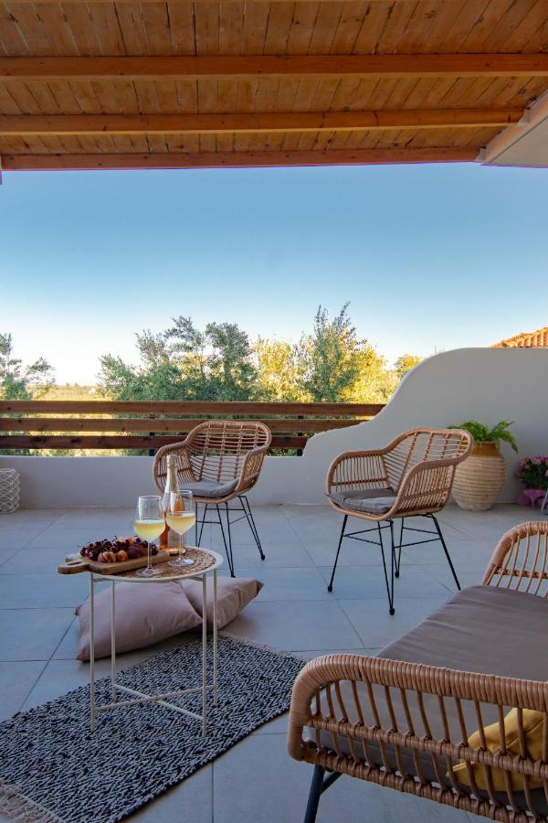 Georgianna'S Suite With Private Pool , 'Greysuite' Kómbi Kültér fotó